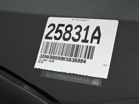 Used 2019 Chevrolet Blazer LT FWD image 44