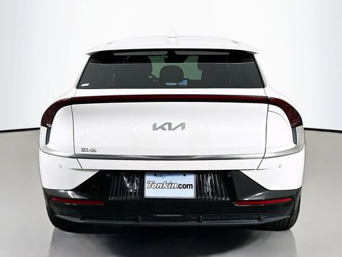 Used 2023 Kia EV6 Wind image 6