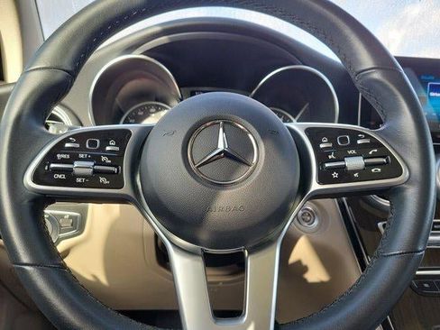 Used 2022 Mercedes-Benz GLC 300 image 15