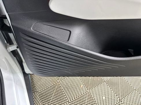 Used 2023 Volkswagen ID.4 S image 29