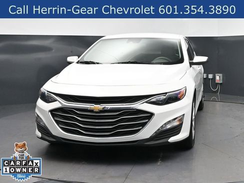 Used 2025 Chevrolet Malibu LT FWD image 10