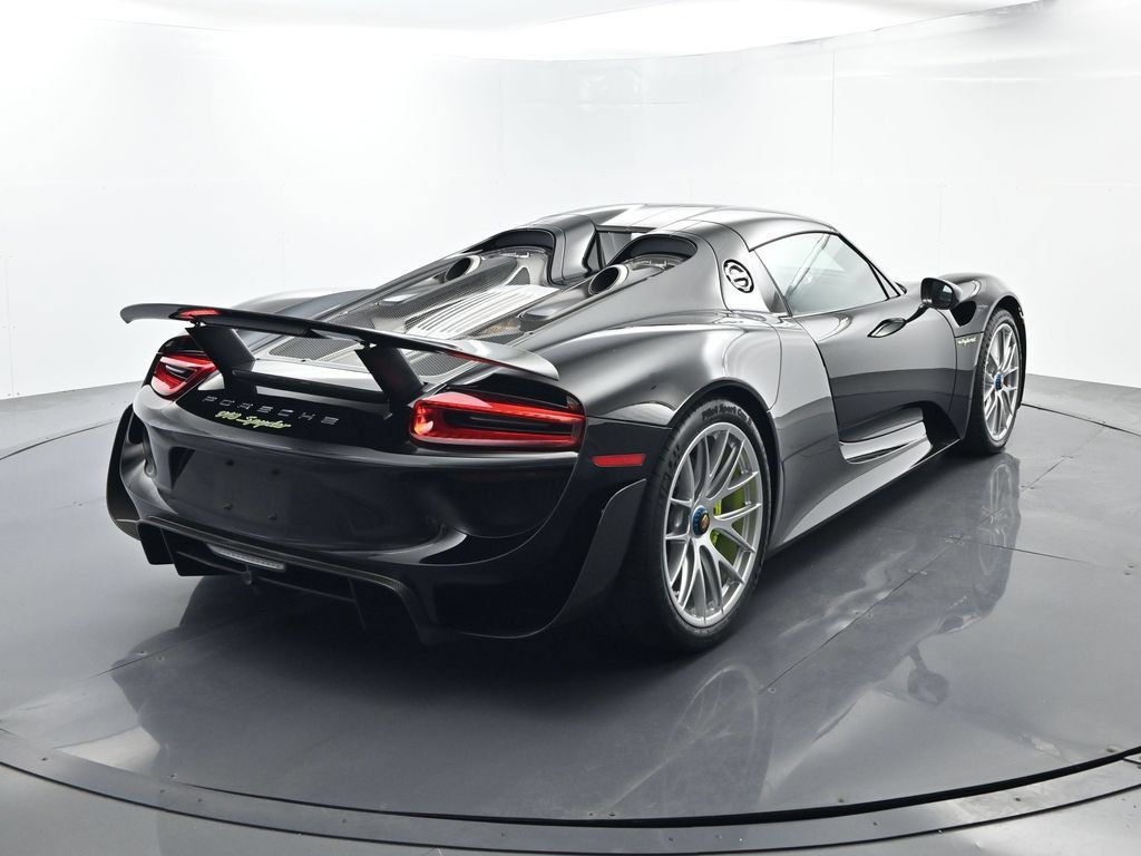 Used 2015 Porsche 918 Spyder AWD/4WD image 13