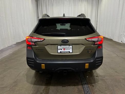 Used 2025 Subaru Outback Wilderness AWD/4WD image 5