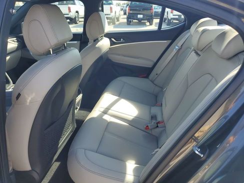 Used 2023 Genesis G70 2.0T image 23