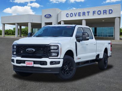 New 2026 Ford F350 Lariat w/ Black Appearance Package