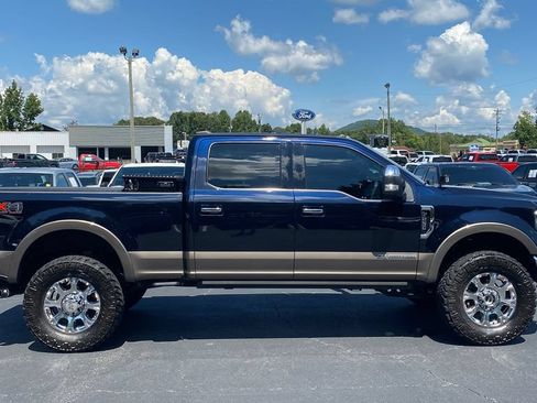 Used 2021 Ford F250 King Ranch w/ King Ranch Ultimate Package AWD/4WD image 4