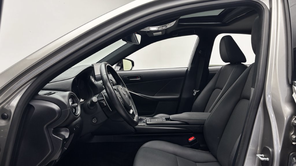 Used 2023 Lexus IS 300 AWD w/ Premium Package image 11