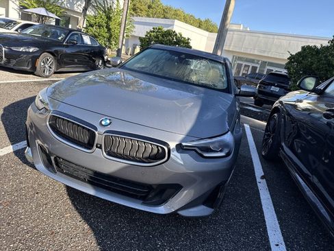 Used 2026 BMW 230i Coupe w/ Convenience Package RWD image 3