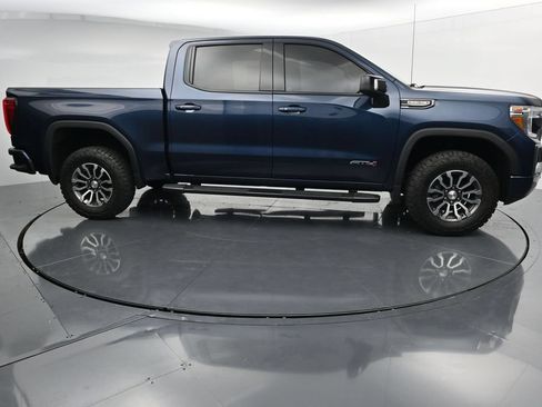 Used 2020 GMC Sierra 1500 AT4 w/ AT4 Premium Package AWD/4WD image 9