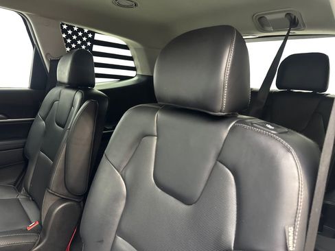 Used 2024 Kia Telluride S w/ S Sunroof Package FWD image 33