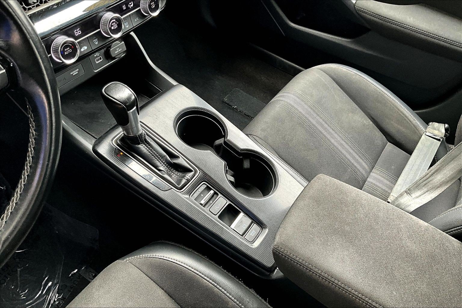 Used 2022 Honda Civic Sport image 16