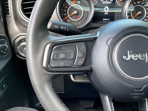 Used 2023 Jeep Wrangler Unlimited Sport AWD/4WD image 16