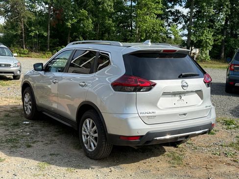 Used 2020 Nissan Rogue SV AWD/4WD image 4