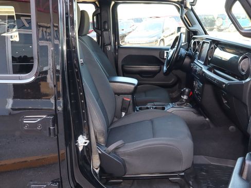 Used 2021 Jeep Wrangler Unlimited Sport AWD/4WD image 26