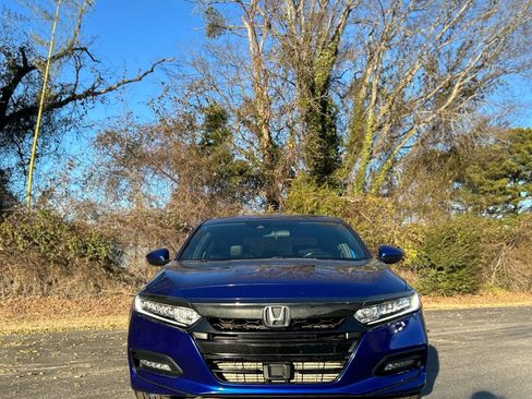 Used 2020 Honda Accord Sport image 5