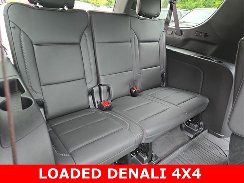 Used 2024 GMC Yukon XL Denali w/ LPO, Floor Liner Package image 12