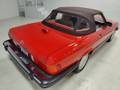 Used 1986 Mercedes-Benz 560 SL 2dr Convertible image 8