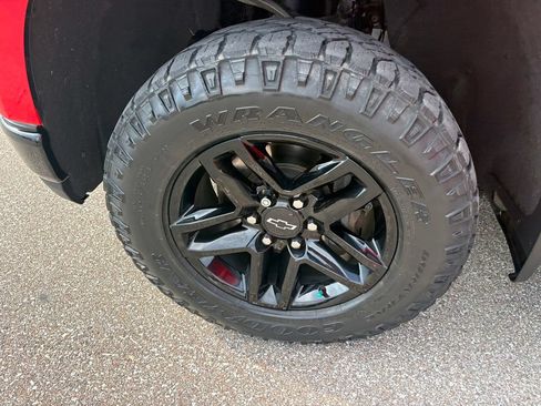 Used 2020 Chevrolet Silverado 1500 LT Trail Boss w/ Convenience Package AWD/4WD image 25