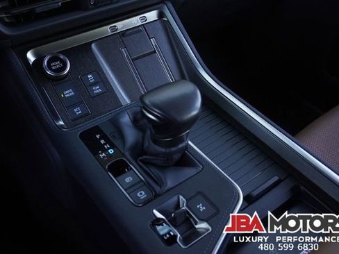 Used 2024 Lexus GX 550 w/ Accessory Package (2T) image 24