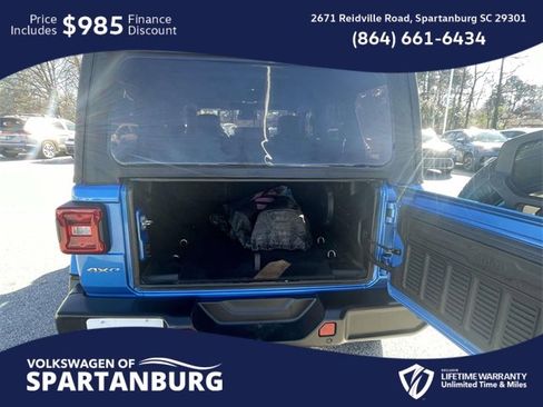 Used 2022 Jeep Wrangler Unlimited Sahara w/ Cold Weather Group image 9