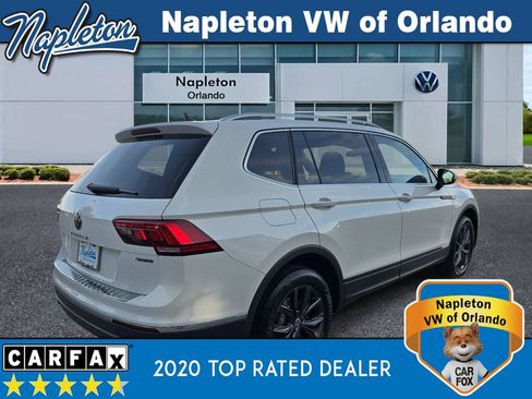 Used 2022 Volkswagen Tiguan SE image 4