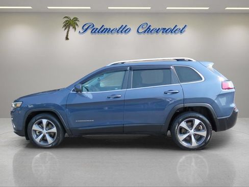 Used 2021 Jeep Cherokee Limited w/ Elite Package FWD image 5