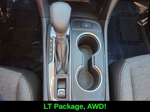 Used 2023 Chevrolet Equinox LT image 25