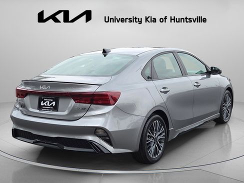 Used 2024 Kia Forte GT-Line image 7