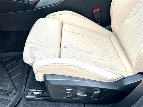 New 2026 BMW X3 xDrive30 w/ Premium Package AWD/4WD image 12