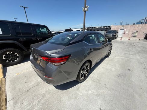 Used 2023 Nissan Sentra SV image 2