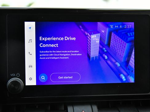 Used 2023 Toyota RAV4 XLE image 26