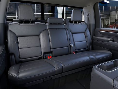 New 2026 GMC Sierra 2500 Denali w/ Denali Reserve Package AWD/4WD image 17