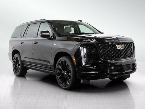 Used 2026 Cadillac Escalade Platinum Sport w/ LPO, ONYX Package AWD/4WD image 8
