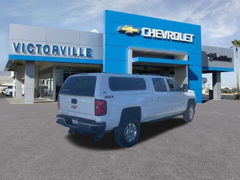 Used 2015 Chevrolet Silverado 2500 LT w/ LT Fleet Convenience Package AWD/4WD image 4