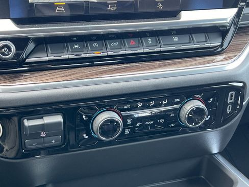 Used 2025 Chevrolet Silverado 1500 LT w/ Protection Package image 18