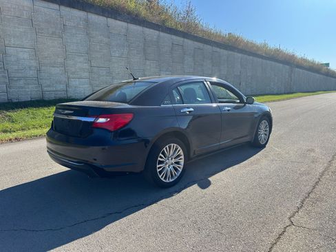 Used 2012 Chrysler 200 Limited image 5