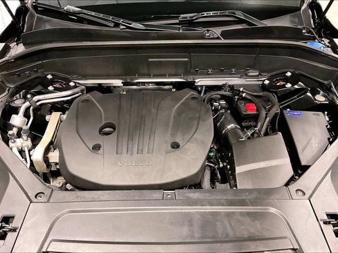 Certified 2024 Volvo XC90 B5 Plus AWD/4WD image 31