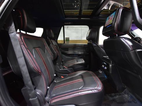 Used 2020 Ford Expedition Limited w/ Equipment Group 303A AWD/4WD image 44