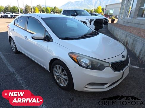 Used 2015 Kia Forte LX w/ Popular Package FWD image 1