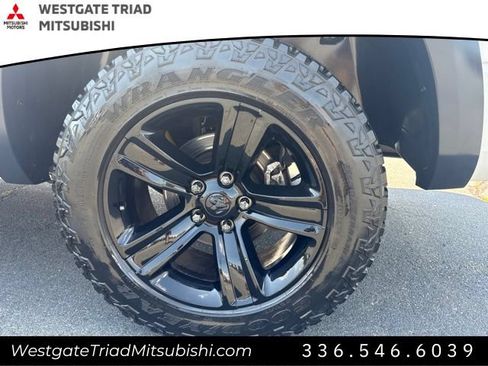 Used 2021 RAM 1500 Warlock w/ Warlock Decor Package AWD/4WD image 21