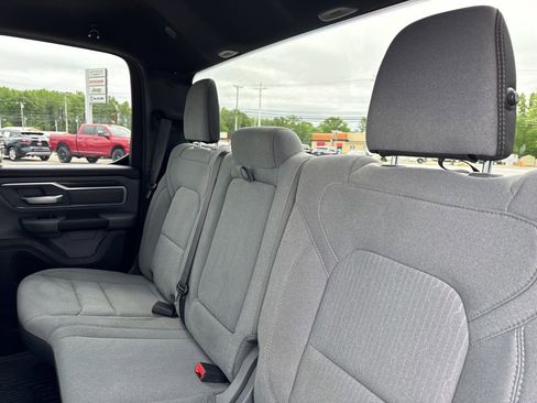 Used 2021 RAM 1500 Big Horn AWD/4WD image 40
