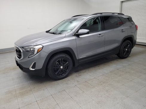 Used 2019 GMC Terrain SLE w/ Driver Convenience Package AWD/4WD image 2