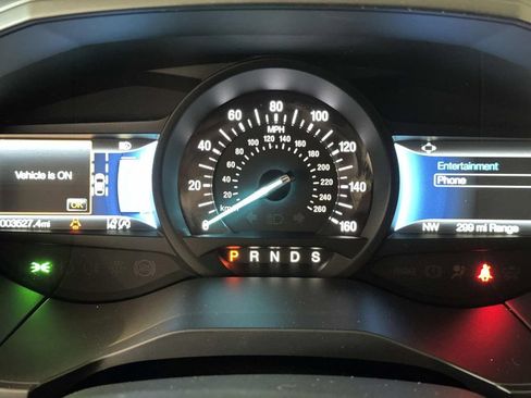 Used 2024 Ford Edge SEL w/ Convenience Package image 20