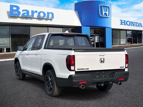 Used 2023 Honda Ridgeline Black Edition image 4