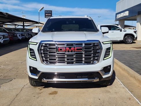 New 2026 GMC Yukon XL Denali w/ Sun & Power Step Package image 8