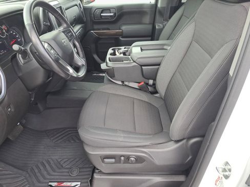 Certified 2022 Chevrolet Silverado 1500 RST image 9