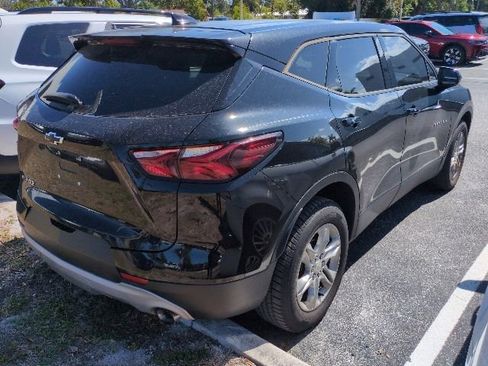 Used 2020 Chevrolet Blazer LT FWD image 2