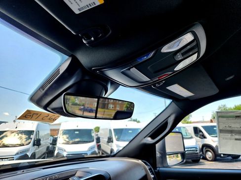 New 2025 RAM 3500 Tradesman image 27