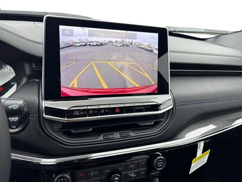 New 2026 Jeep Compass Latitude image 25