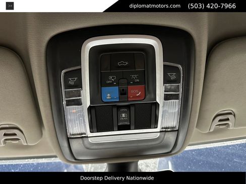 Used 2024 RAM 2500 Laramie AWD/4WD image 41